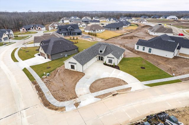 313 ASH DOWN DR, Columbia, MO 65201