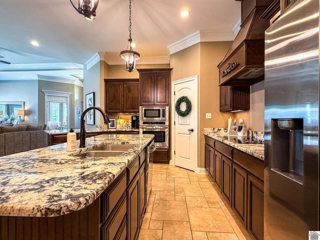 140 Pheasant Run, Paducah, KY 42001