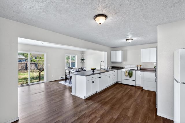 1203 E Broad Ave, Spokane, WA 99207