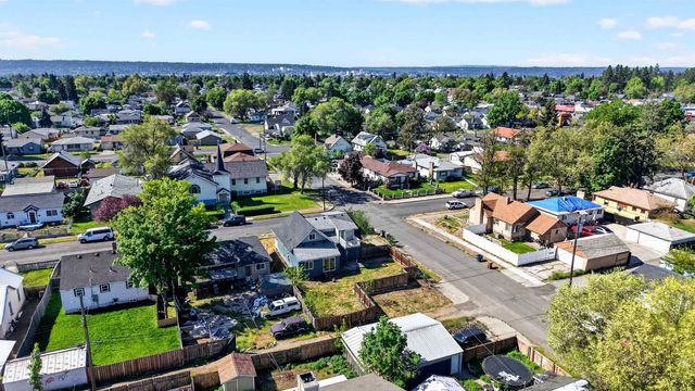 1203 E Broad Ave, Spokane, WA 99207