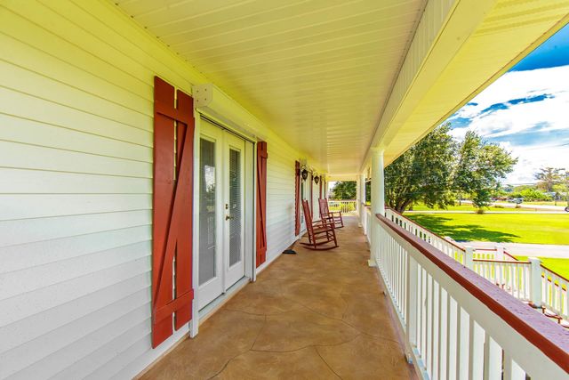 5083 Grand Caillou, Houma, LA 70363