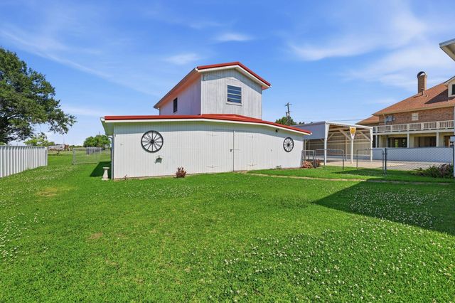 5083 Grand Caillou, Houma, LA 70363