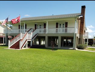 5083 Grand Caillou, Houma, LA 70363