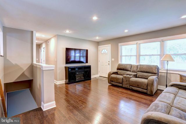 816 DANZA RD, Severn, MD 21144