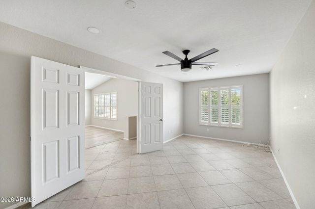 9235 W MARCONI Avenue, Peoria, AZ 85382