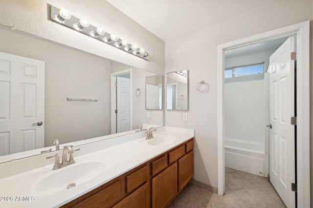 9235 W MARCONI Avenue, Peoria, AZ 85382