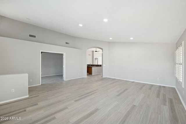 9235 W MARCONI Avenue, Peoria, AZ 85382