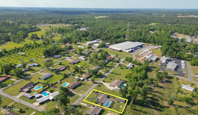 2871 Wildwood Circle, Marianna, FL 32448