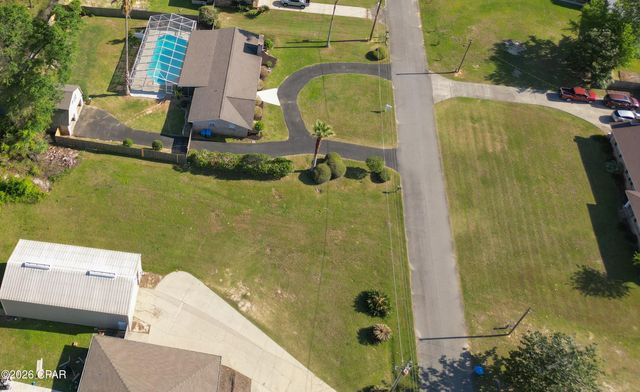 2871 Wildwood Circle, Marianna, FL 32448