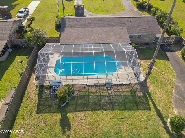 2871 Wildwood Circle, Marianna, FL 32448