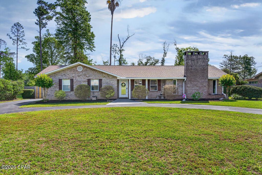 2871 Wildwood Circle, Marianna, FL 32448