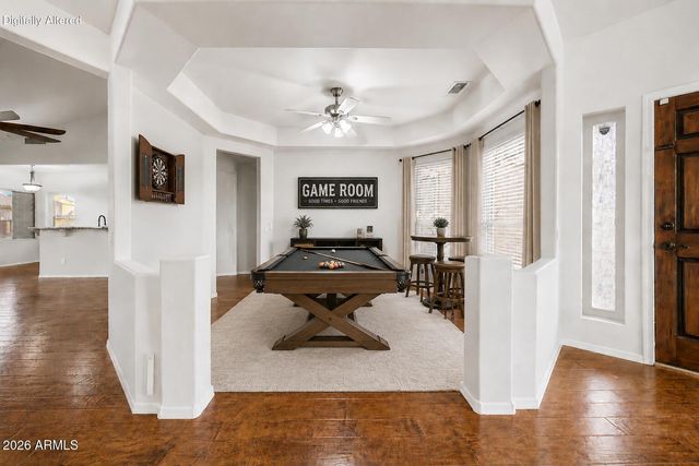 407 W SAGEBRUSH Street, Gilbert, AZ 85233