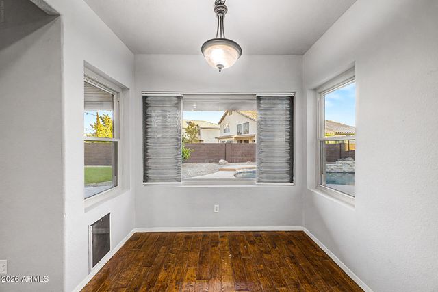 407 W SAGEBRUSH Street, Gilbert, AZ 85233