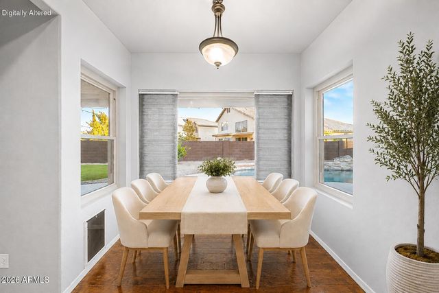 407 W SAGEBRUSH Street, Gilbert, AZ 85233