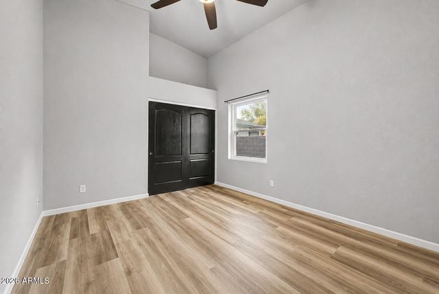 407 W SAGEBRUSH Street, Gilbert, AZ 85233