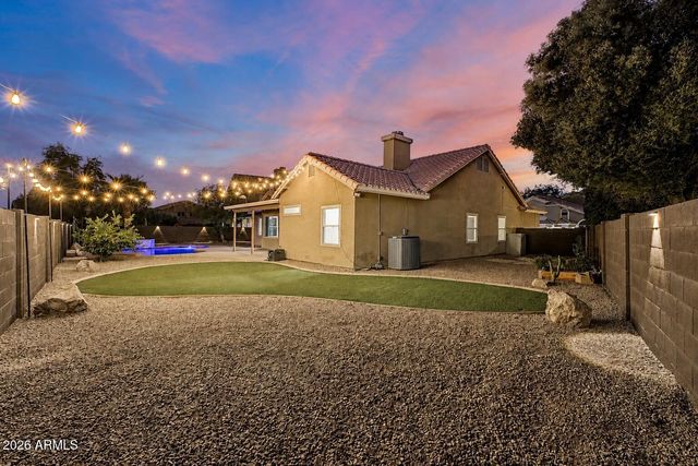 407 W SAGEBRUSH Street, Gilbert, AZ 85233
