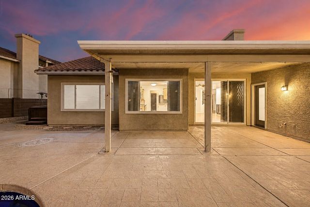 407 W SAGEBRUSH Street, Gilbert, AZ 85233