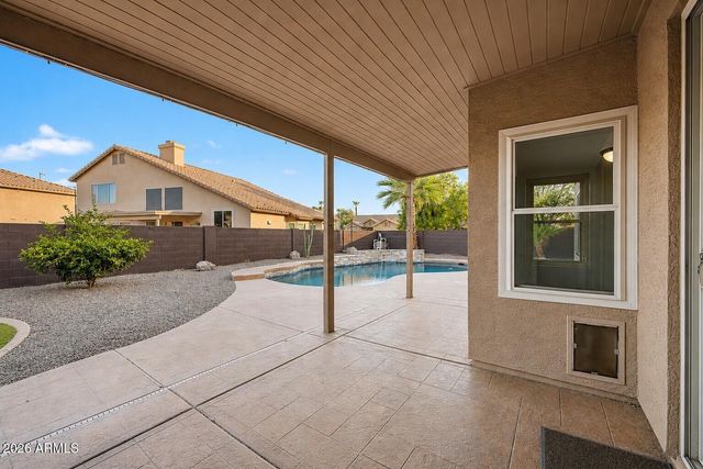 407 W SAGEBRUSH Street, Gilbert, AZ 85233