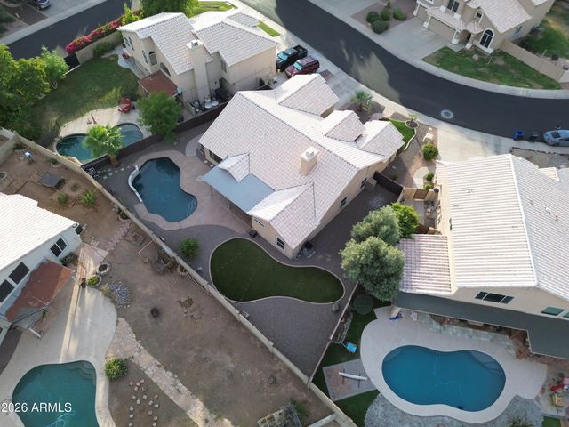 407 W SAGEBRUSH Street, Gilbert, AZ 85233