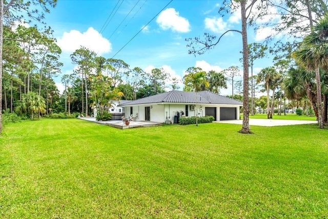 14756 Stirrup Lane, Wellington, FL 33414