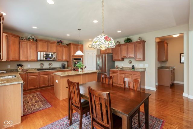 15920 Viking Lair Road, Westfield, IN 46074