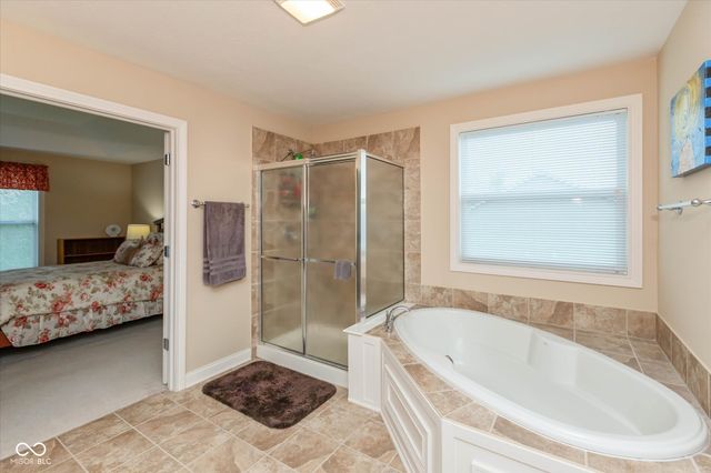 15920 Viking Lair Road, Westfield, IN 46074