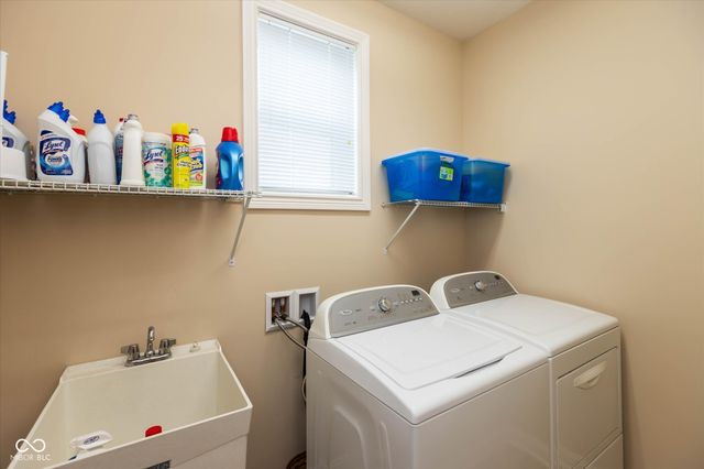15920 Viking Lair Road, Westfield, IN 46074