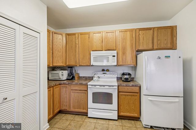 5303 WYNDHOLME CIR #103, Baltimore, MD 21229