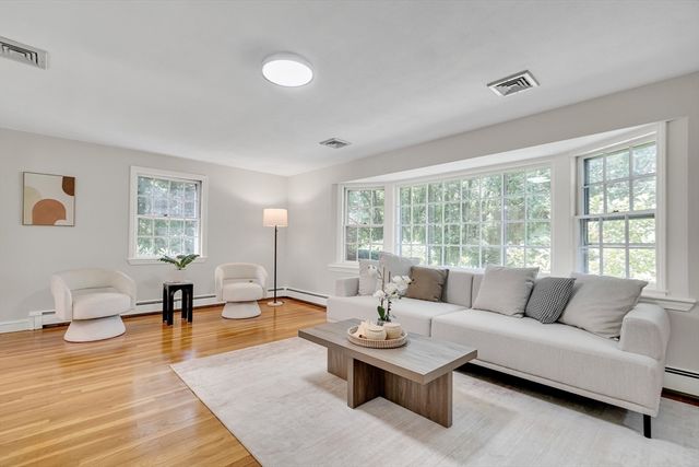 21 Wayland Hills Rd.,, Wayland, MA 01778