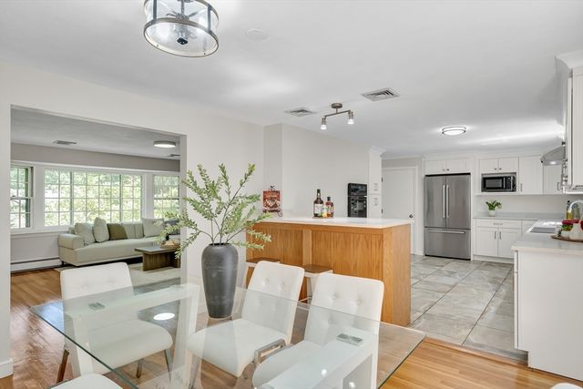 21 Wayland Hills Rd.,, Wayland, MA 01778