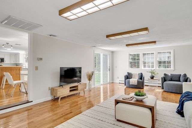 21 Wayland Hills Rd.,, Wayland, MA 01778