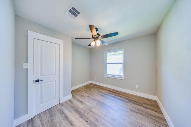 6201 Carew Street, Houston, TX 77074