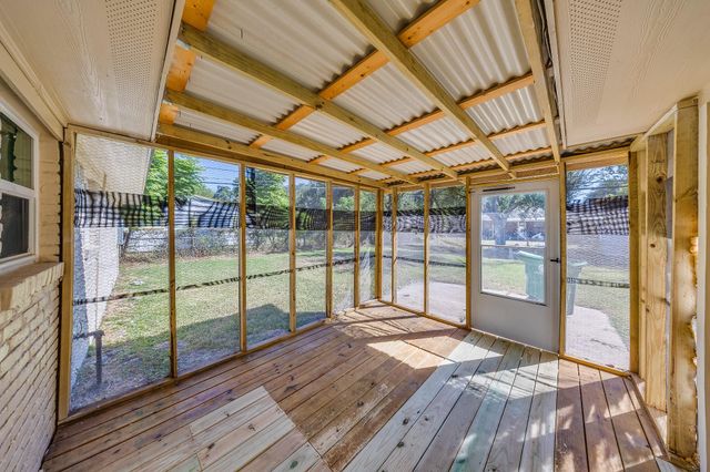 6201 Carew Street, Houston, TX 77074