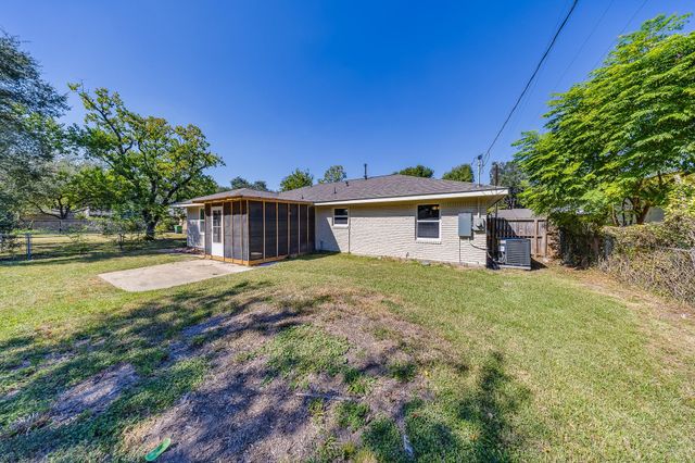 6201 Carew Street, Houston, TX 77074