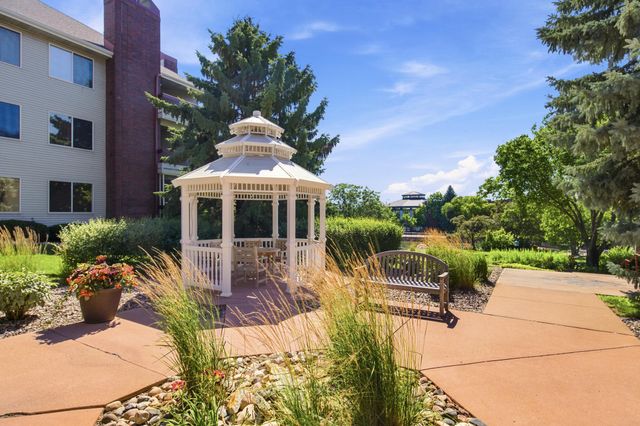 7440 Edinborough Way 4116, Edina, MN 55435