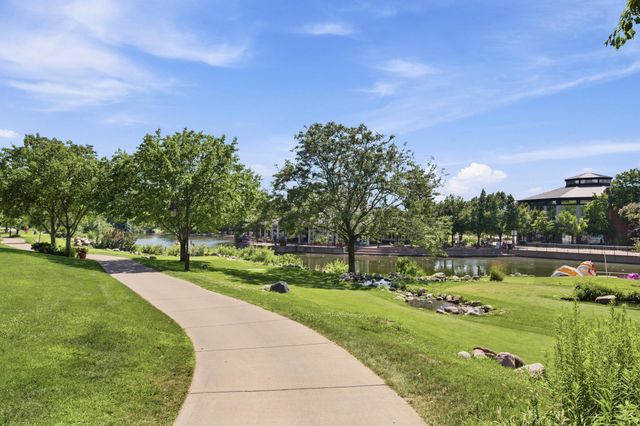 7440 Edinborough Way 4116, Edina, MN 55435