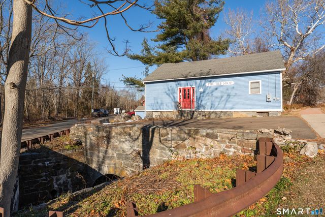 51 Mill Road, Guilford, CT 06437