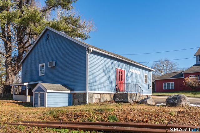 51 Mill Road, Guilford, CT 06437