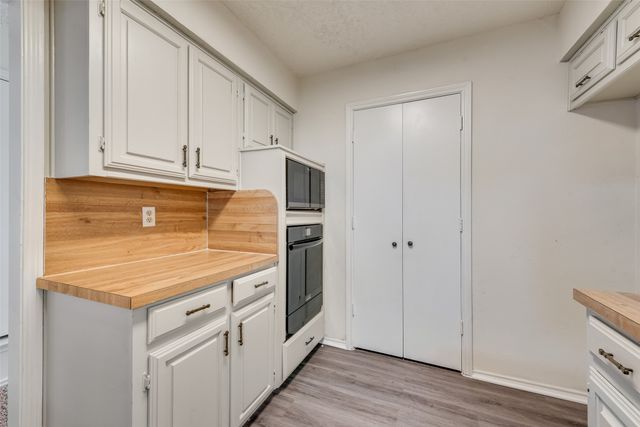 215 Silver Creek Drive, Duncanville, TX 75137