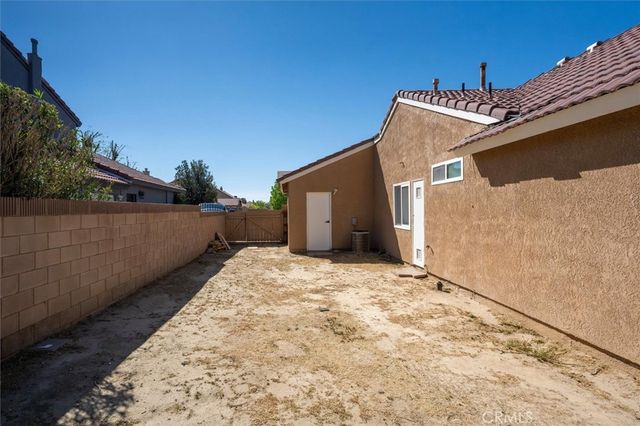 44632 17th W, Lancaster, CA 93534