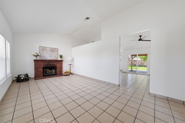 44632 17th W, Lancaster, CA 93534