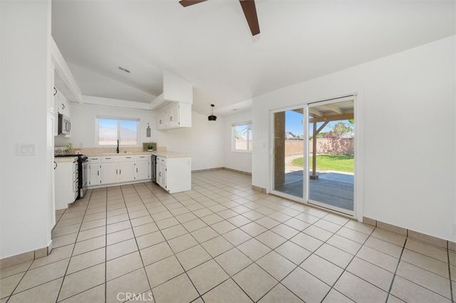 44632 17th W, Lancaster, CA 93534