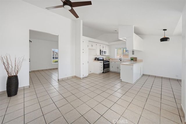 44632 17th W, Lancaster, CA 93534