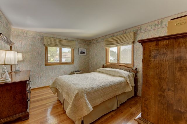 9036 Orchard Drive, Highland, IN 46322