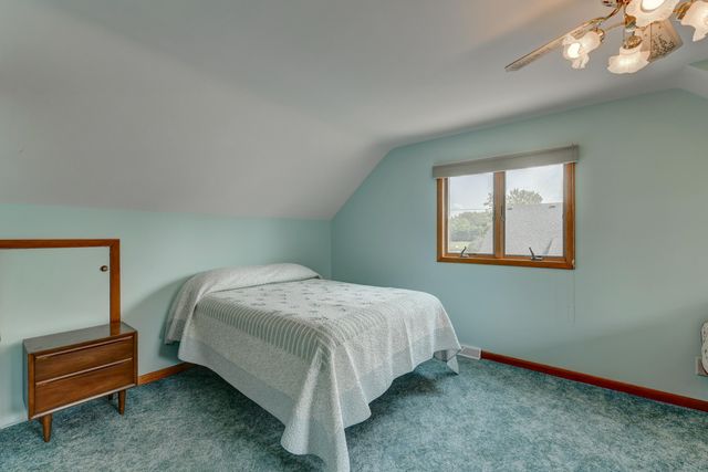 9036 Orchard Drive, Highland, IN 46322
