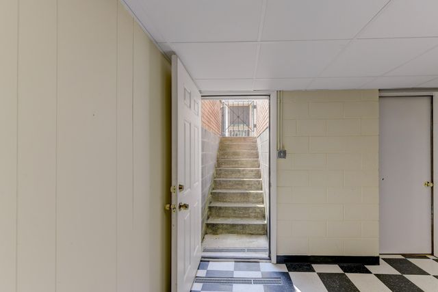 9036 Orchard Drive, Highland, IN 46322