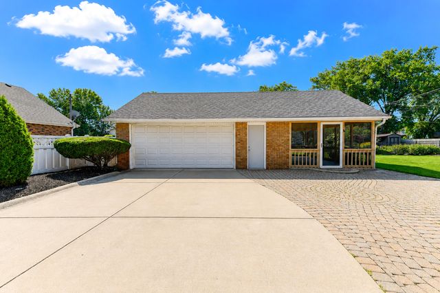 9036 Orchard Drive, Highland, IN 46322