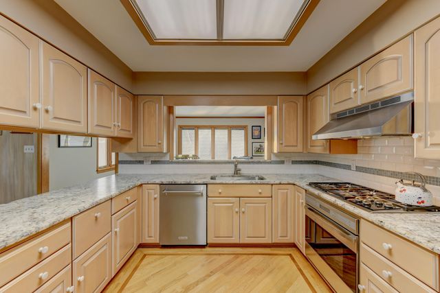 9036 Orchard Drive, Highland, IN 46322