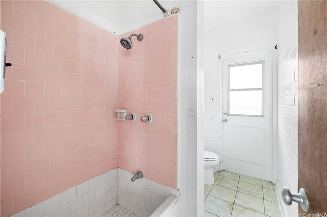 1225 Rycroft Street, Honolulu, HI 96814