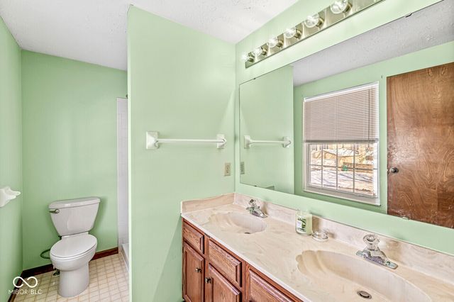 14815 Wheatfield Lane, Carmel, IN 46032